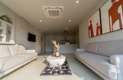 Lounge & reception